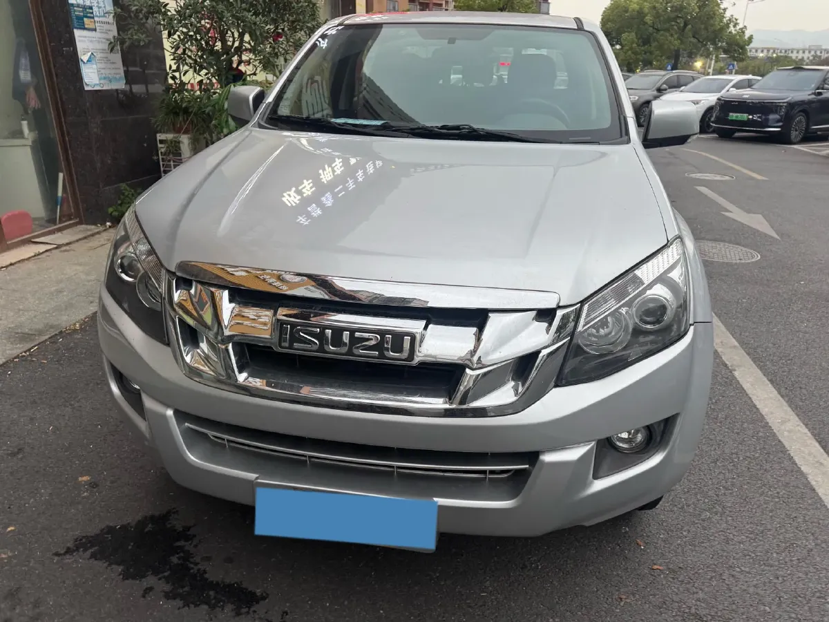 2020 Isuzu LingTuo 2.5T 150HP L4 6AT,autocango,china used car exporter,china ev exporter,chinese used car exporter,chinese used ev exporter
