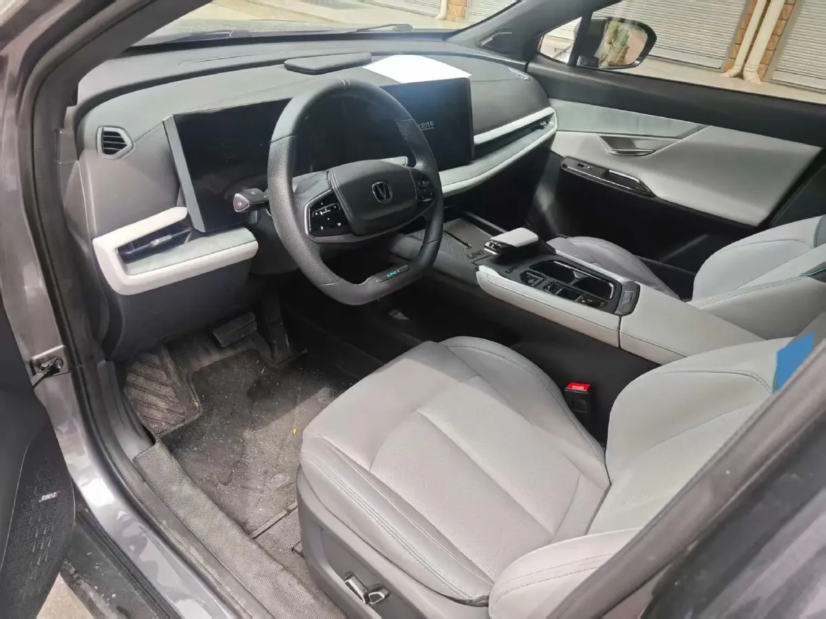 2023 ChangAn UNI-T 1.5T 188HP L4 7DCT,autocango,china used car exporter,china ev exporter,chinese used car exporter,chinese used ev exporter