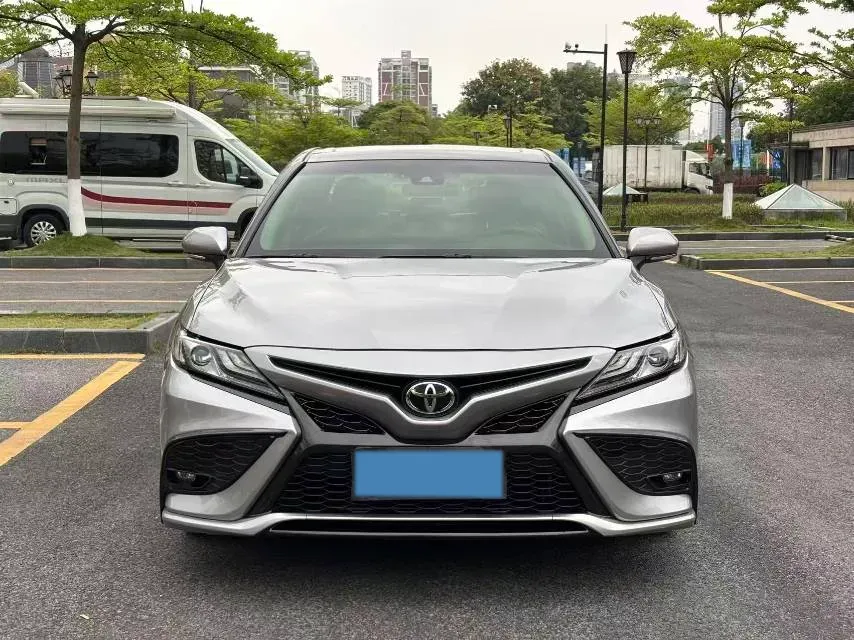 2021 Toyota Camry 2.0L 178HP L4 CVT,autocango,china used car exporter,china ev exporter,chinese used car exporter,chinese used ev exporter