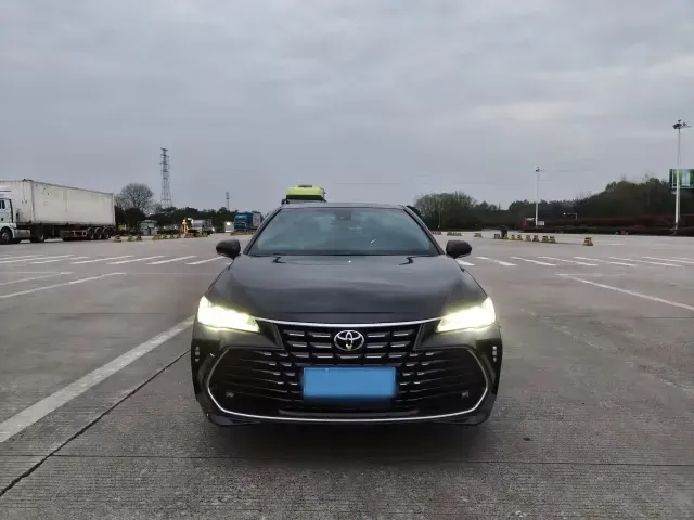 2022 Toyota Avalon 2.0L 178HP L4 CVT,autocango,china used car exporter,china ev exporter,chinese used car exporter,chinese used ev exporter