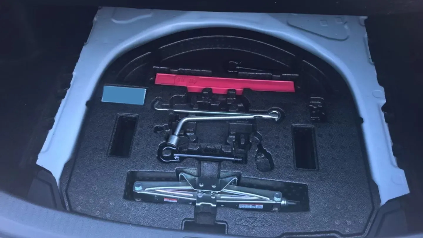 2021 Toyota Corolla 1.8L 98HP L4 E-CVT Hybrid,autocango,china used car exporter,china ev exporter,chinese used car exporter,chinese used ev exporter