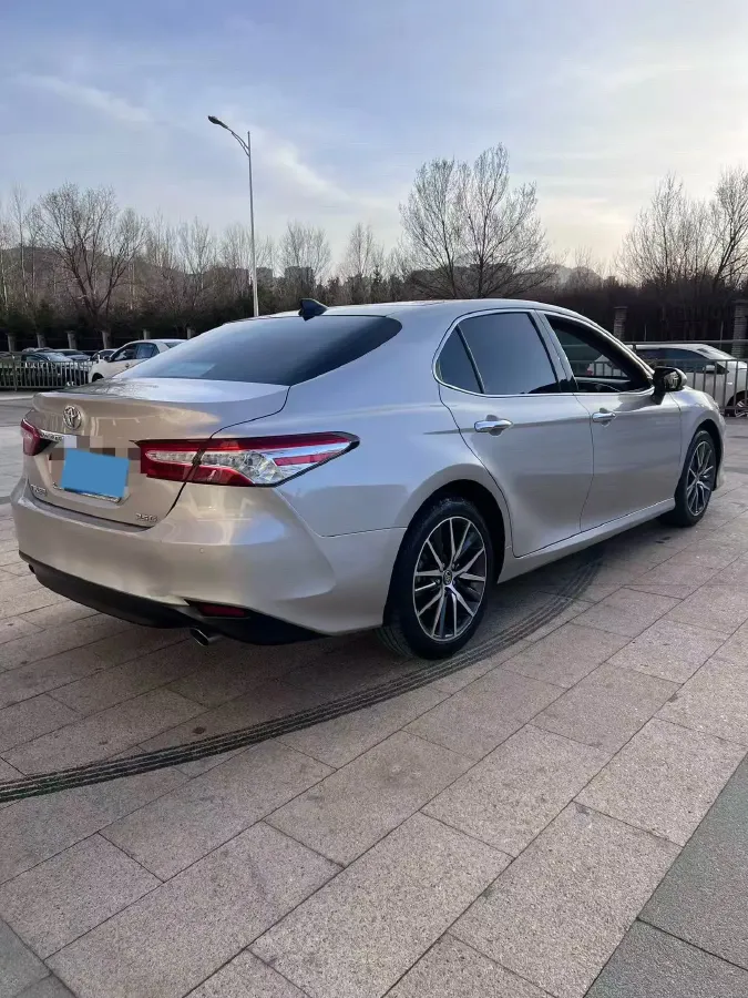 2021 Toyota Camry 2.5L 209HP L4 8AT,autocango,china used car exporter,china ev exporter,chinese used car exporter,chinese used ev exporter