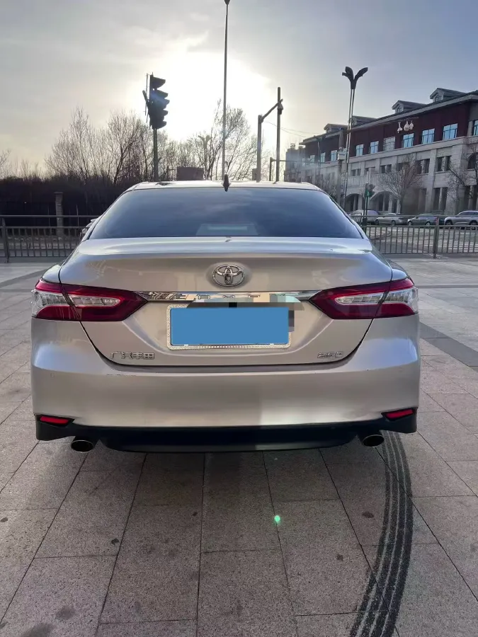 2021 Toyota Camry 2.5L 209HP L4 8AT,autocango,china used car exporter,china ev exporter,chinese used car exporter,chinese used ev exporter