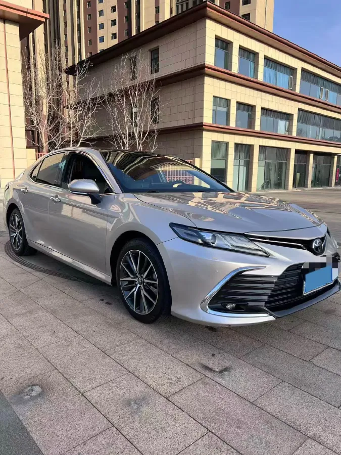 2021 Toyota Camry 2.5L 209HP L4 8AT,autocango,china used car exporter,china ev exporter,chinese used car exporter,chinese used ev exporter