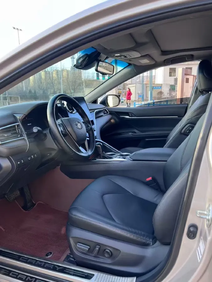 2021 Toyota Camry 2.5L 209HP L4 8AT,autocango,china used car exporter,china ev exporter,chinese used car exporter,chinese used ev exporter