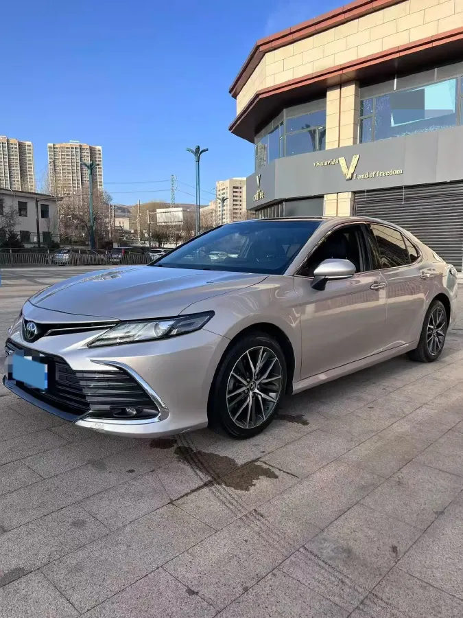 2021 Toyota Camry 2.5L 209HP L4 8AT,autocango,china used car exporter,china ev exporter,chinese used car exporter,chinese used ev exporter