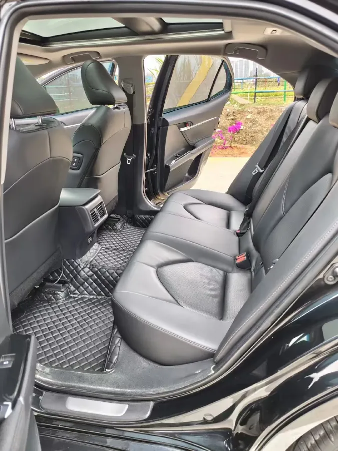 2018 Toyota Camry 2.5L 178HP L4 E-CVT Hybrid,autocango,china used car exporter,china ev exporter,chinese used car exporter,chinese used ev exporter