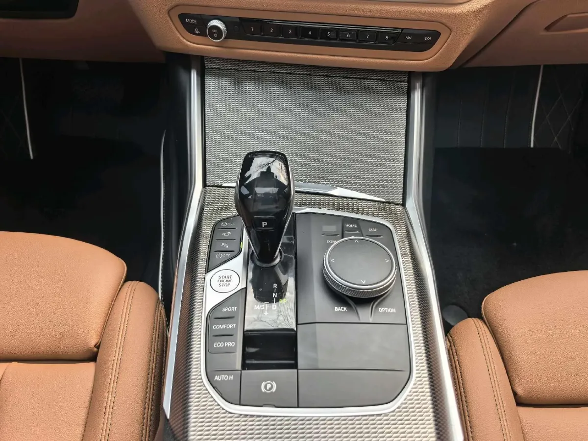 2020 BMW 3 Series 2.0T 258HP L4 8AT,autocango,china used car exporter,china ev exporter,chinese used car exporter,chinese used ev exporter