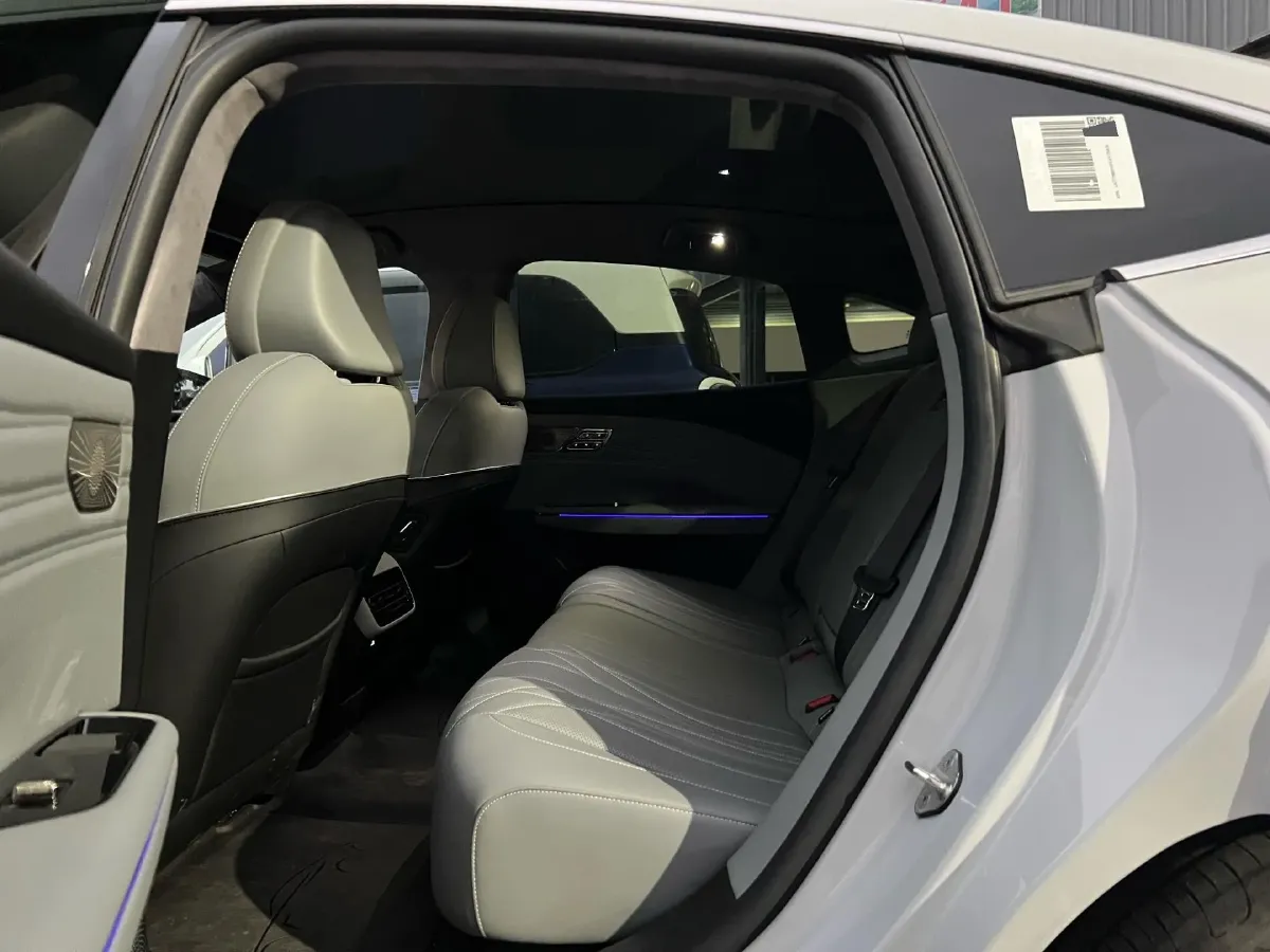 2025 MAXUS InterstellarX 2.5T 224HP L4 8AT,autocango,china used car exporter,china ev exporter,chinese used car exporter,chinese used ev exporter