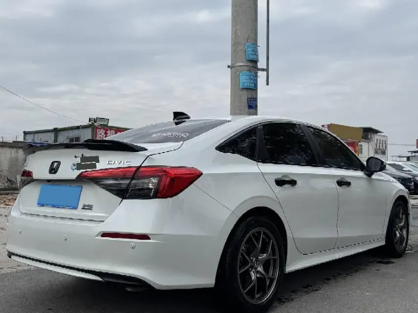 2023 Honda Civic 1.5T 182HP L4 CVT,autocango,china used car exporter,china ev exporter,chinese used car exporter,chinese used ev exporter