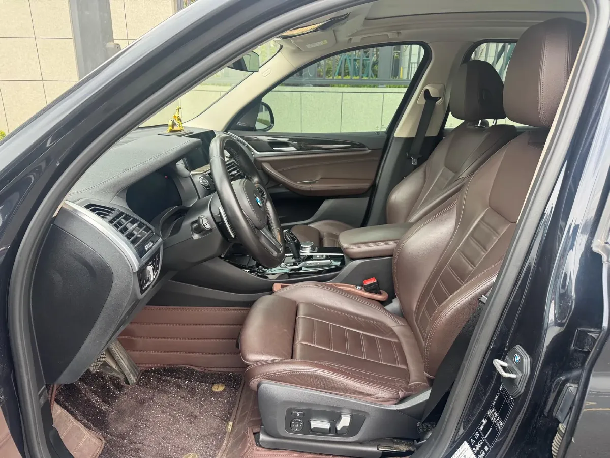2021 BMW X3 2.0T 252HP L4 8AT,autocango,china used car exporter,china ev exporter,chinese used car exporter,chinese used ev exporter