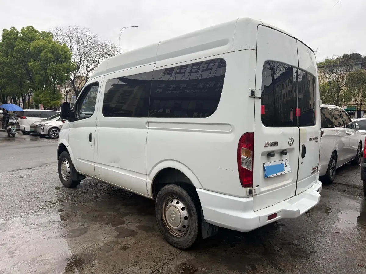 2018 MAXUS XinTu V80 2.5T 136HP L4 6MT,autocango,china used car exporter,china ev exporter,chinese used car exporter,chinese used ev exporter