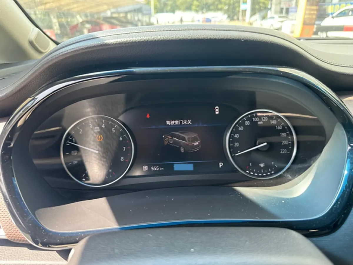 2022 Buick GL8 2.0T 237HP L4 9AT,autocango,china used car exporter,china ev exporter,chinese used car exporter,chinese used ev exporter