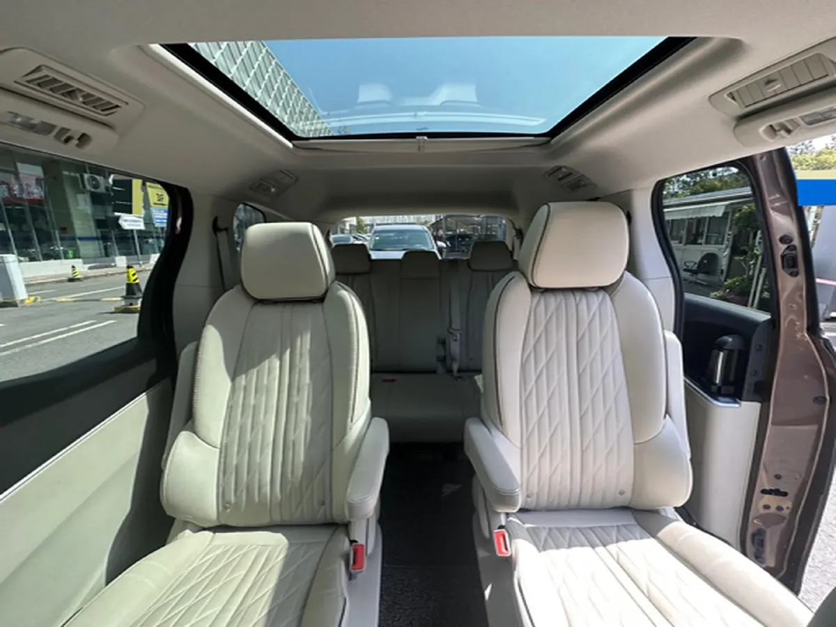 2022 Buick GL8 2.0T 237HP L4 9AT,autocango,china used car exporter,china ev exporter,chinese used car exporter,chinese used ev exporter