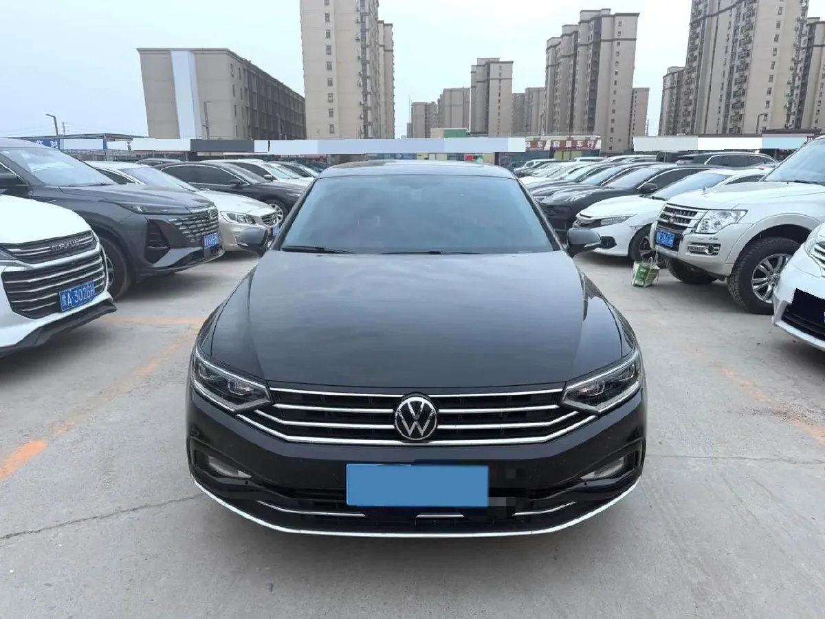 2020 Volkswagen Magotan 2.0T 186HP L4 7DCT,autocango,china used car exporter,china ev exporter,chinese used car exporter,chinese used ev exporter