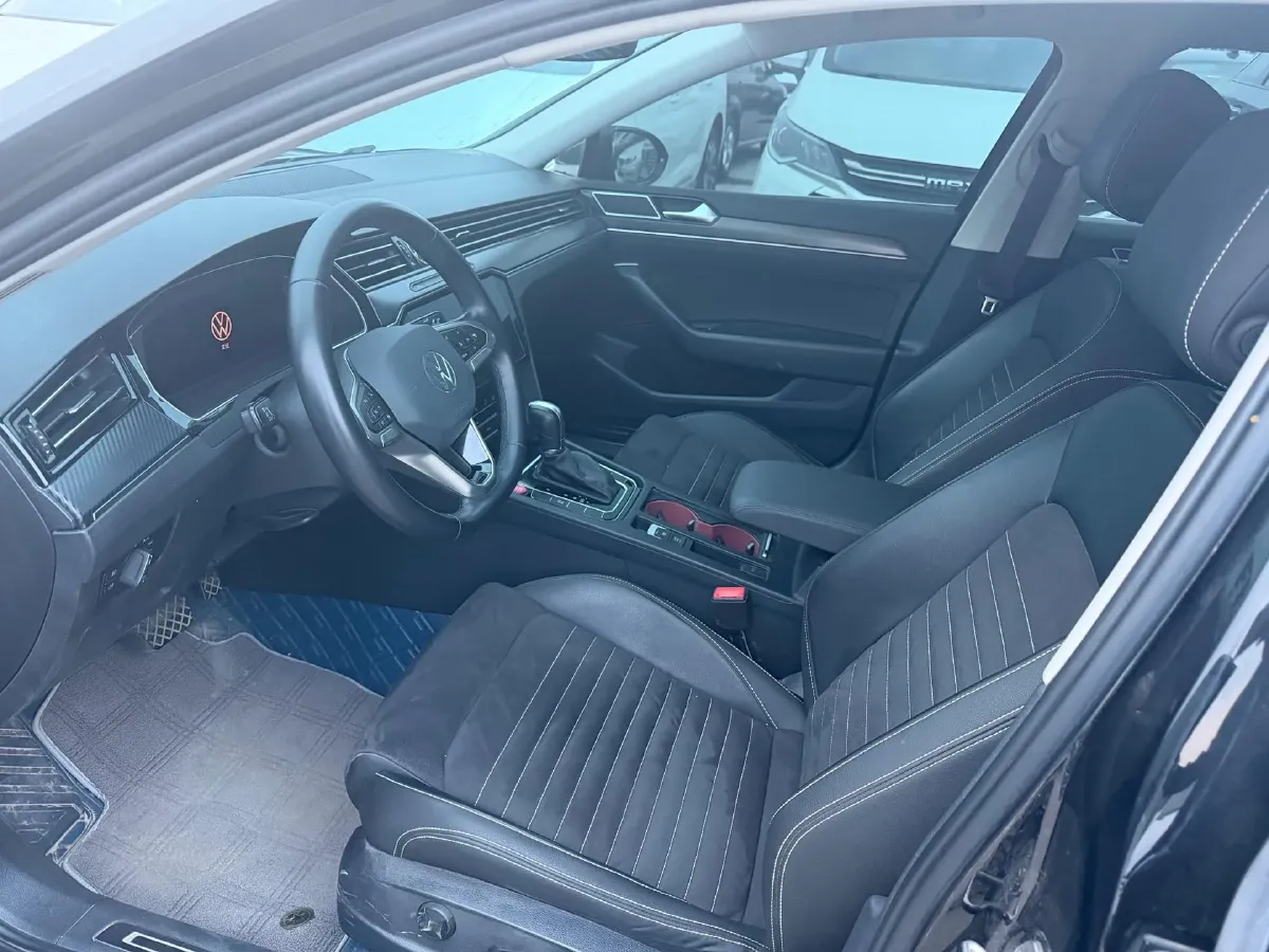 2020 Volkswagen Magotan 2.0T 186HP L4 7DCT,autocango,china used car exporter,china ev exporter,chinese used car exporter,chinese used ev exporter