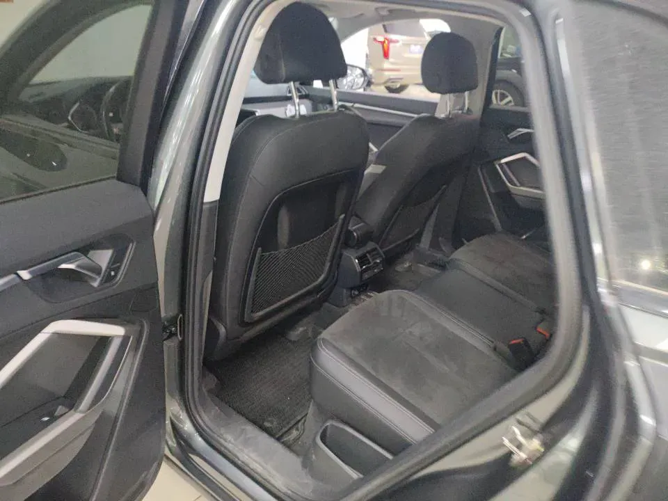 2023 Audi Q3 1.4T 150HP L4 7DCT,autocango,china used car exporter,china ev exporter,chinese used car exporter,chinese used ev exporter