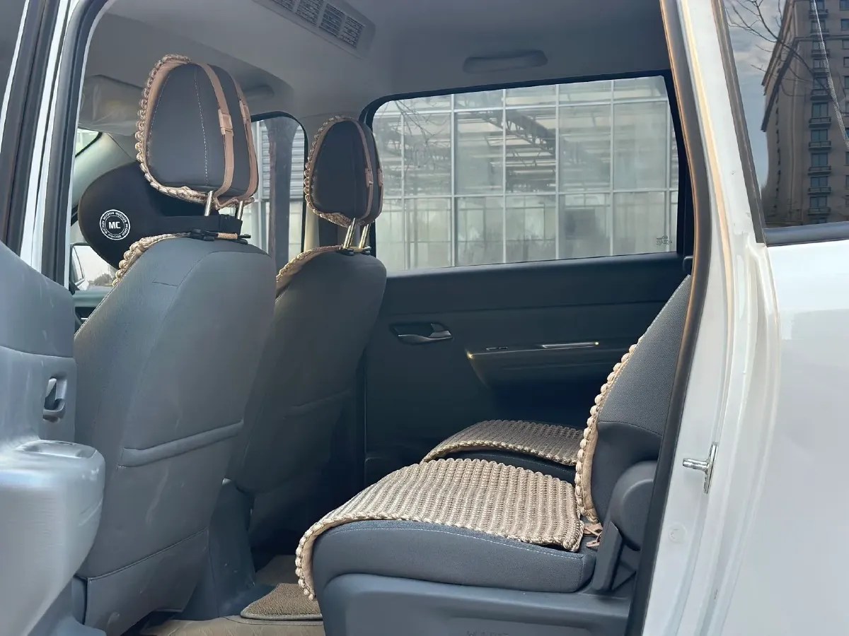 2025 WuLing HongGuang New Energy REEV 99HP REEV,autocango,china used car exporter,china ev exporter,chinese used car exporter,chinese used ev exporter