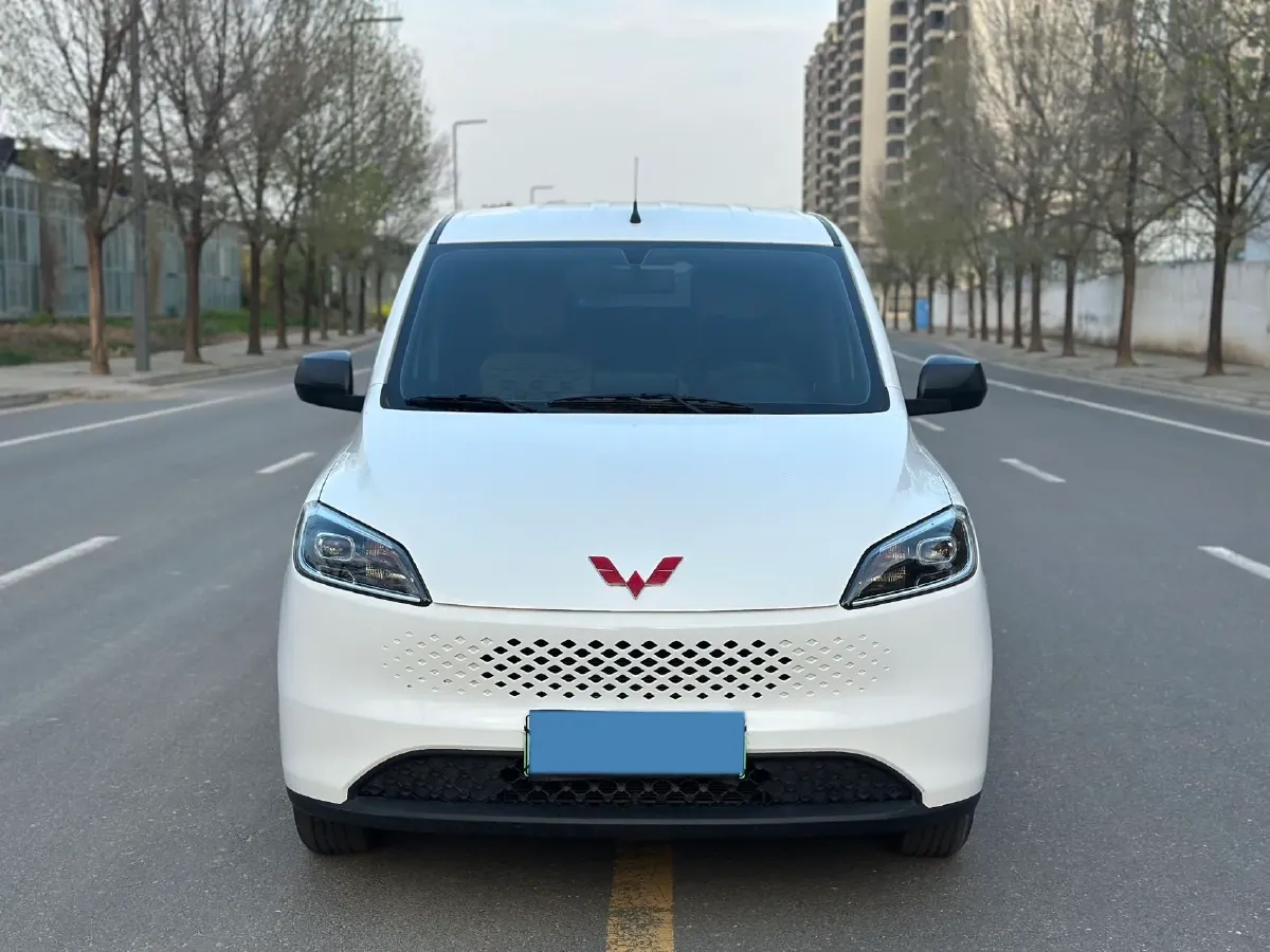 2025 WuLing HongGuang New Energy REEV 99HP REEV,autocango,china used car exporter,china ev exporter,chinese used car exporter,chinese used ev exporter