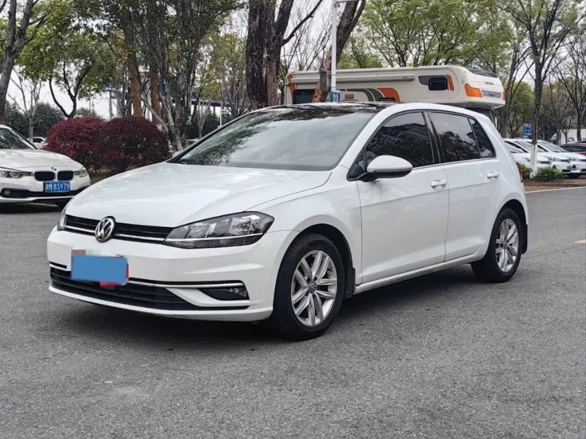 2018 Volkswagen Golf 1.4T 131HP L4 7DCT,autocango,china used car exporter,china ev exporter,chinese used car exporter,chinese used ev exporter