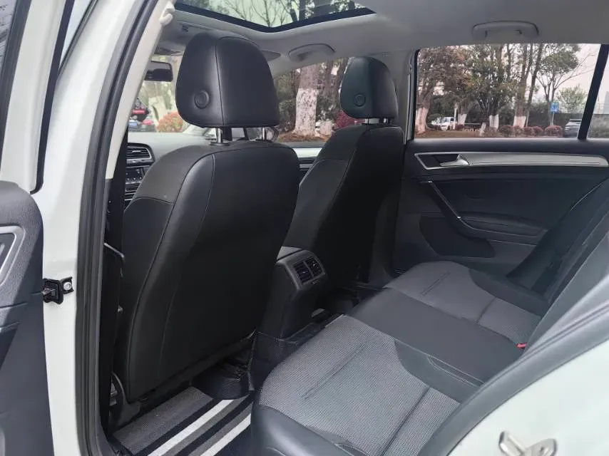 2018 Volkswagen Golf 1.4T 131HP L4 7DCT,autocango,china used car exporter,china ev exporter,chinese used car exporter,chinese used ev exporter