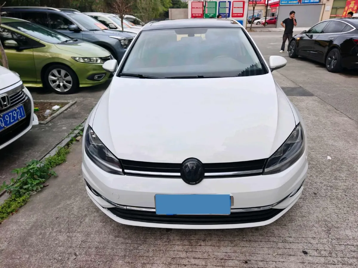 2020 Volkswagen Golf 1.4T 150HP L4 7DCT,autocango,china used car exporter,china ev exporter,chinese used car exporter,chinese used ev exporter