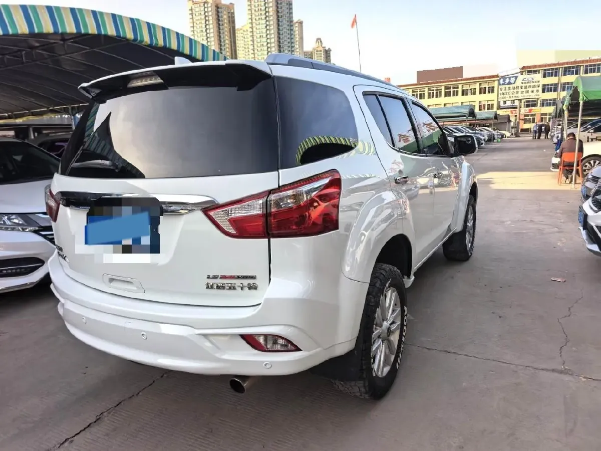 2018 Isuzu Mu-X 1.9T 163HP L4 6AT,autocango,china used car exporter,china ev exporter,chinese used car exporter,chinese used ev exporter