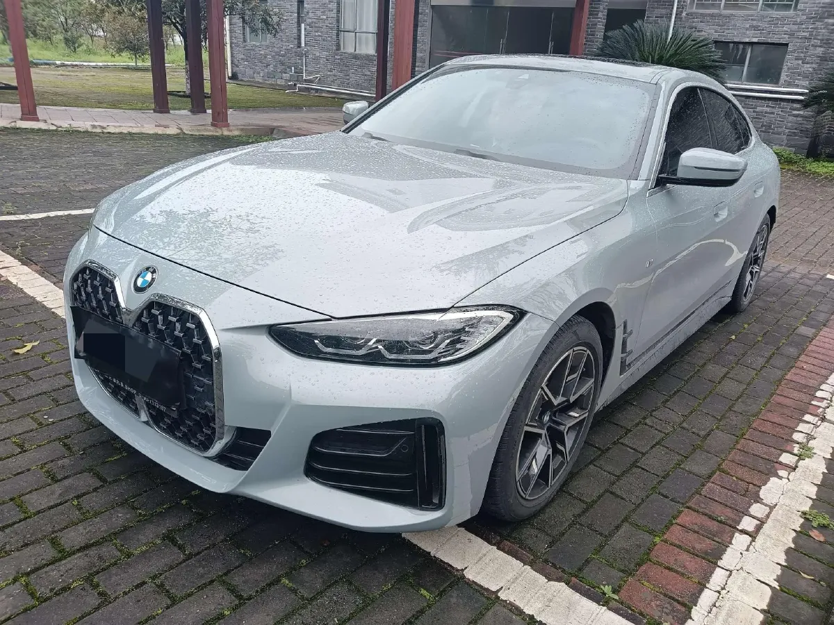 2022 BMW 8 Series 3.0T 333HP L6 8AT,autocango,china used car exporter,china ev exporter,chinese used car exporter,chinese used ev exporter