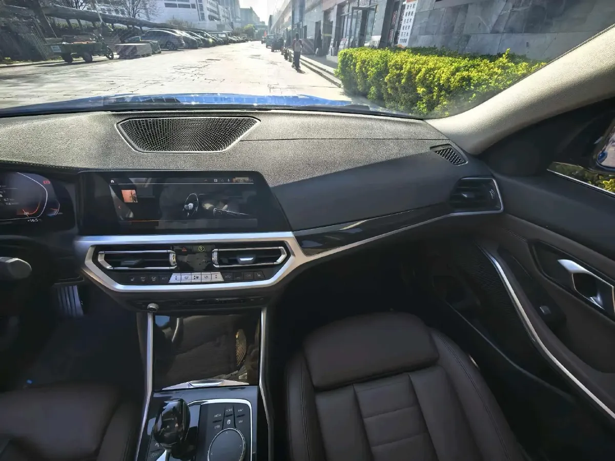 2020 BMW 3 Series 2.0T 184HP L4 8AT,autocango,china used car exporter,china ev exporter,chinese used car exporter,chinese used ev exporter