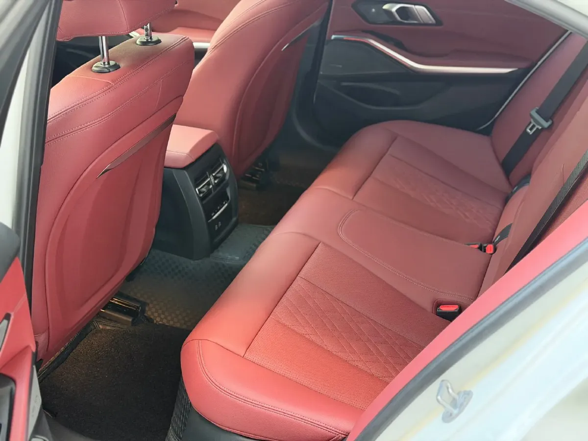 2023 BMW 3 Series 2.0T 184HP L4 8AT,autocango,china used car exporter,china ev exporter,chinese used car exporter,chinese used ev exporter