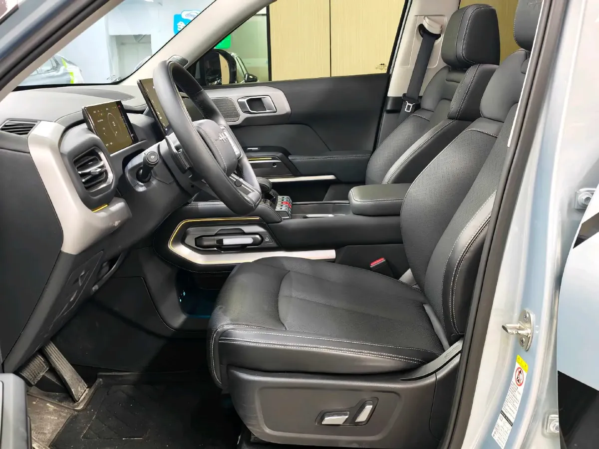 2025 FangChengBao Tai 3 BEV,autocango,china used car exporter,china ev exporter,chinese used car exporter,chinese used ev exporter