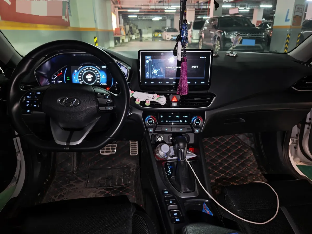 2019 Hyundai La Festa 1.6T 204HP L4 7DCT,autocango,china used car exporter,china ev exporter,chinese used car exporter,chinese used ev exporter