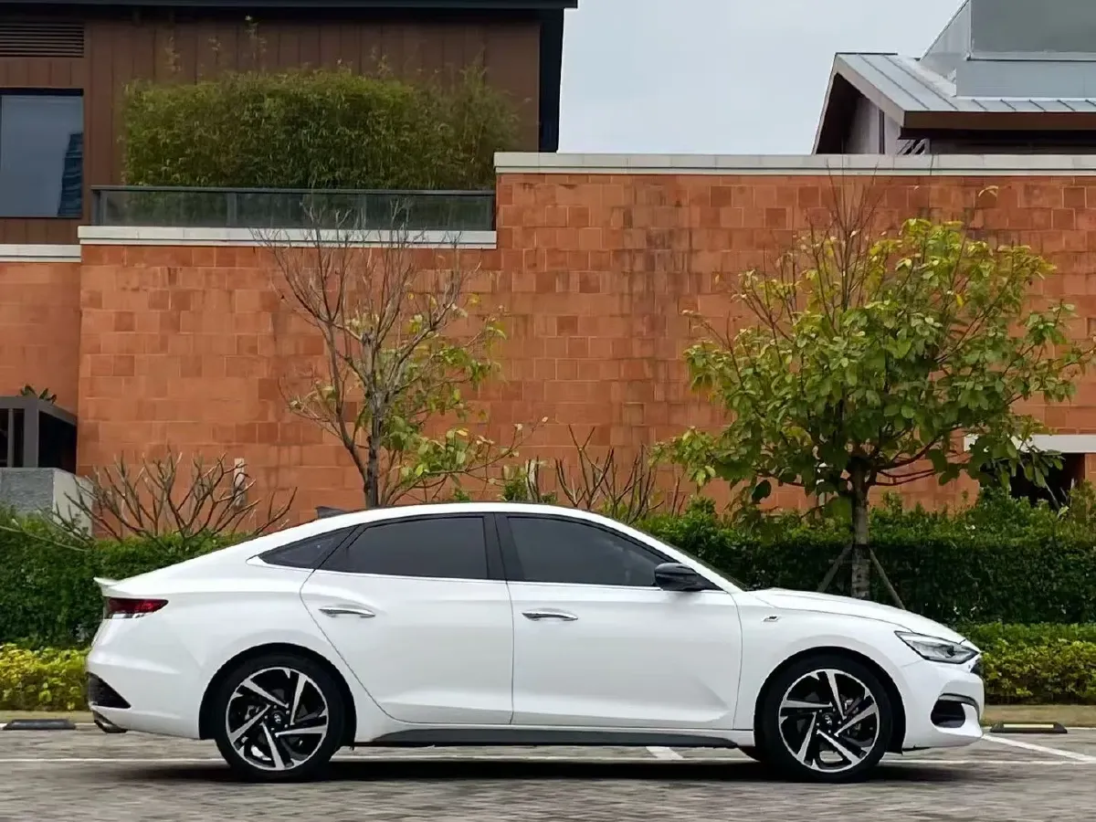 2019 Hyundai La Festa 1.6T 204HP L4 7DCT,autocango,china used car exporter,china ev exporter,chinese used car exporter,chinese used ev exporter