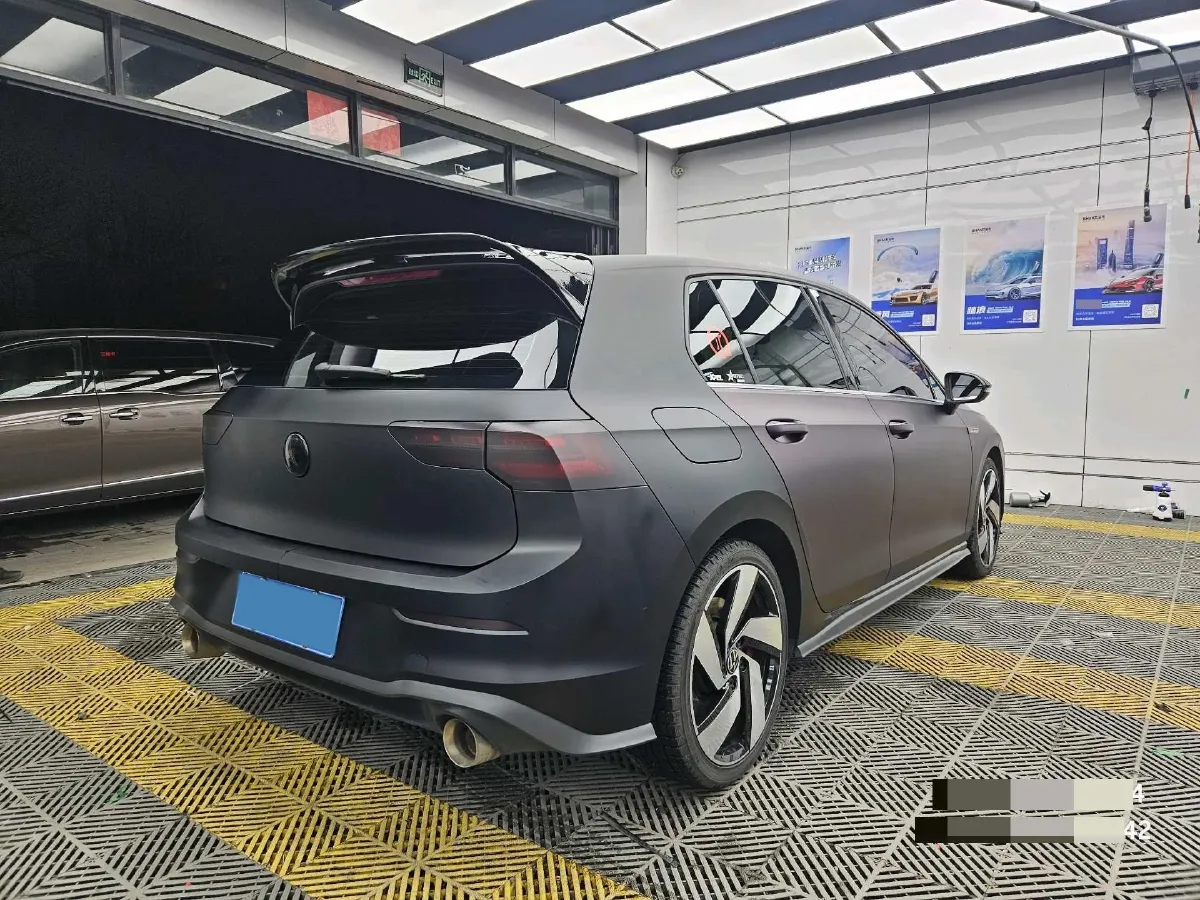 2023 Volkswagen GolfGTI 2.0T 220HP L4 7DCT,autocango,china used car exporter,china ev exporter,chinese used car exporter,chinese used ev exporter