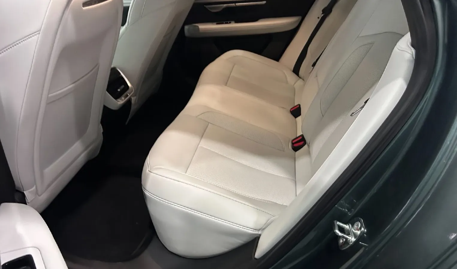 2023 Xpeng P7 BEV 86.2KWH,autocango,china used car exporter,china ev exporter,chinese used car exporter,chinese used ev exporter