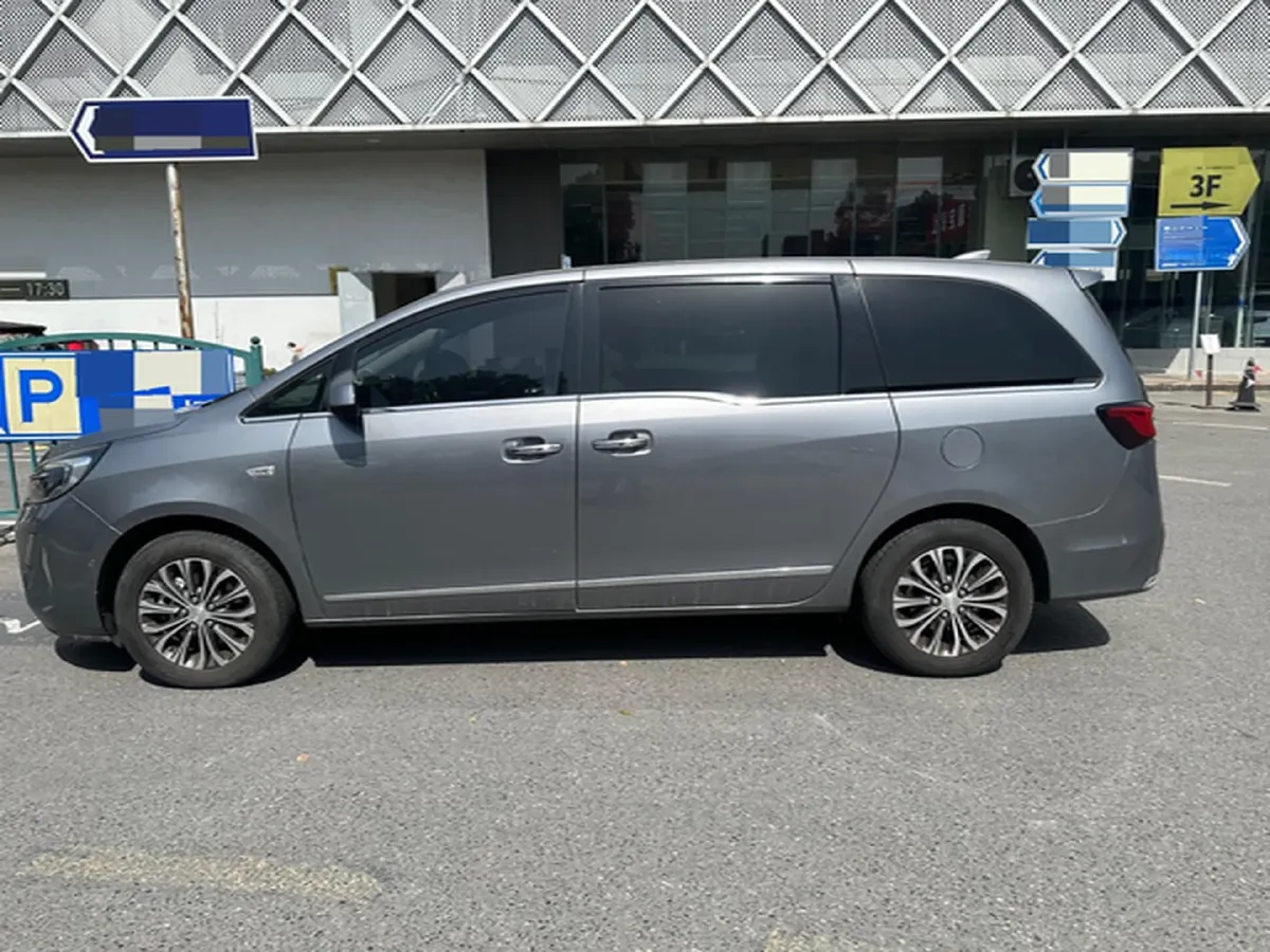 2021 Buick GL8 2.0T 237HP L4 9AT,autocango,china used car exporter,china ev exporter,chinese used car exporter,chinese used ev exporter