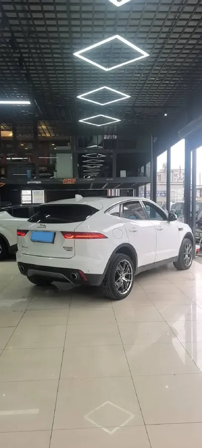 2018 Jaguar XEL 2.0T 200HP L4 8AT,autocango,china used car exporter,china ev exporter,chinese used car exporter,chinese used ev exporter