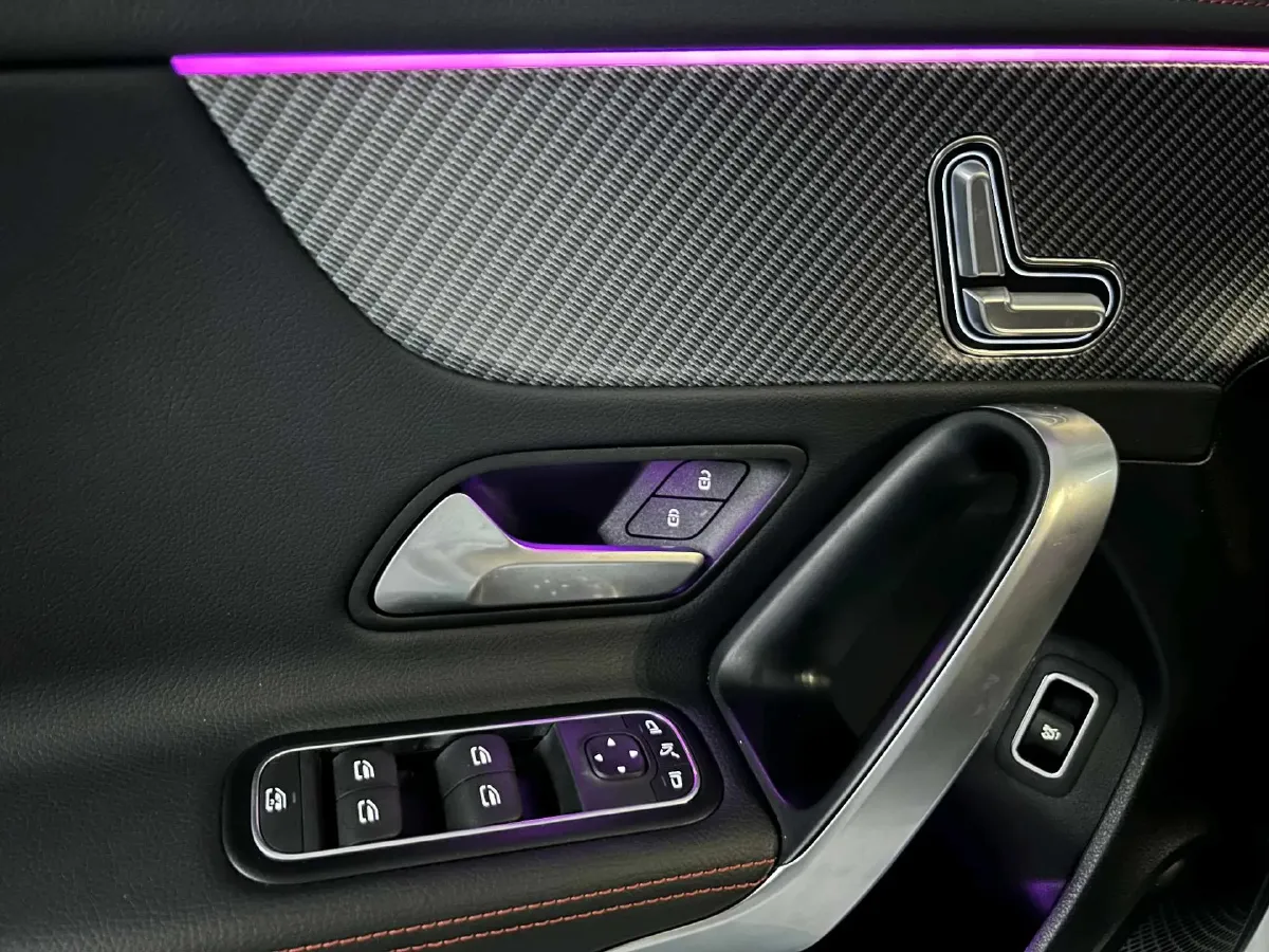 2023 Mercedes-Benz A Class 1.3T 163HP L4 7DCT,autocango,china used car exporter,china ev exporter,chinese used car exporter,chinese used ev exporter