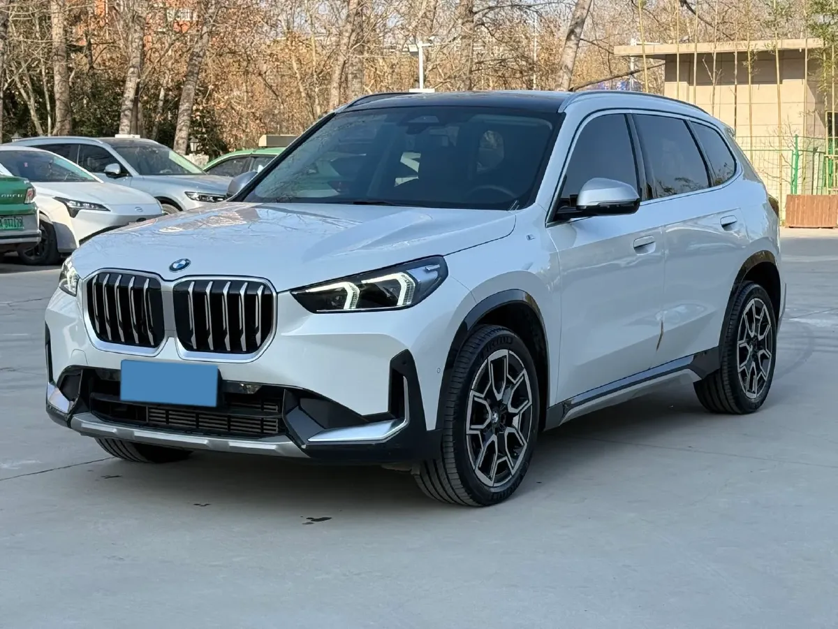 2024 BMW X1 2.0T 204HP L4 7DCT,autocango,china used car exporter,china ev exporter,chinese used car exporter,chinese used ev exporter