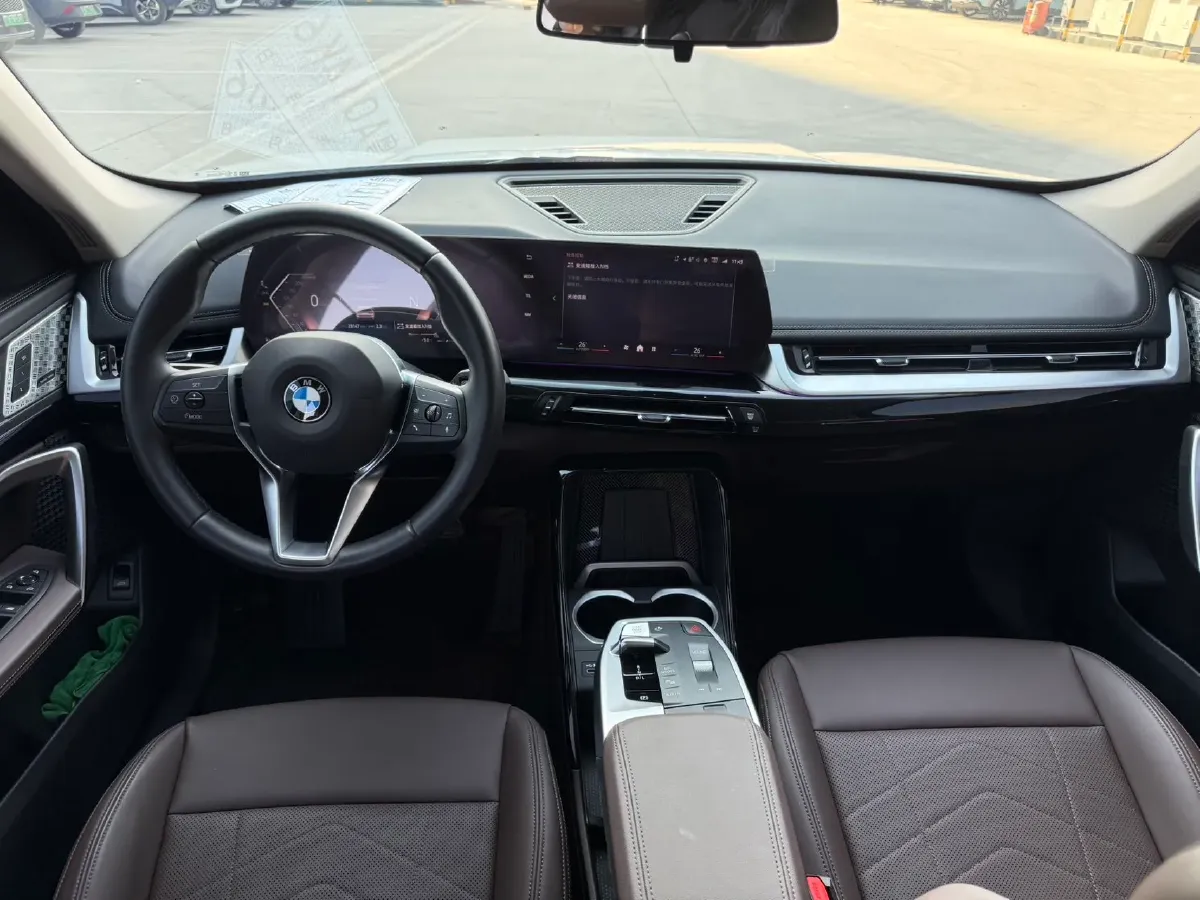 2024 BMW X1 2.0T 204HP L4 7DCT,autocango,china used car exporter,china ev exporter,chinese used car exporter,chinese used ev exporter