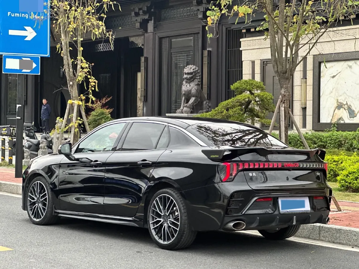 2025 LYNK&CO 03 2.0T 254HP L4 7DCT,autocango,china used car exporter,china ev exporter,chinese used car exporter,chinese used ev exporter