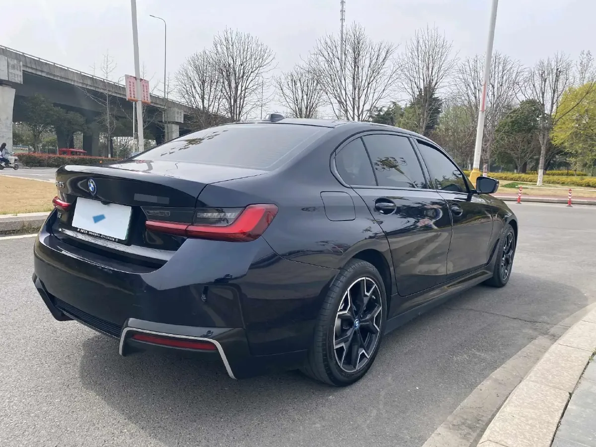 2023 BMW i3 BEV 79.05KWH,autocango,china used car exporter,china ev exporter,chinese used car exporter,chinese used ev exporter