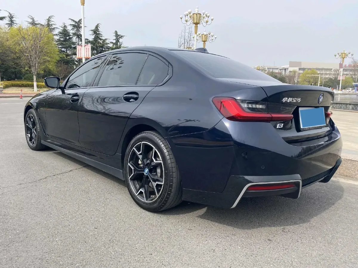 2023 BMW i3 BEV 79.05KWH,autocango,china used car exporter,china ev exporter,chinese used car exporter,chinese used ev exporter