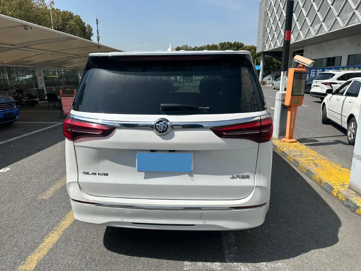 2021 Buick GL8 2.0T 237HP L4 9AT,autocango,china used car exporter,china ev exporter,chinese used car exporter,chinese used ev exporter