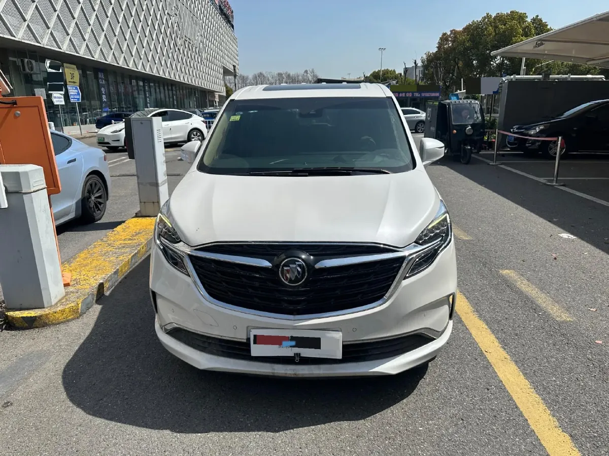 2021 Buick GL8 2.0T 237HP L4 9AT,autocango,china used car exporter,china ev exporter,chinese used car exporter,chinese used ev exporter
