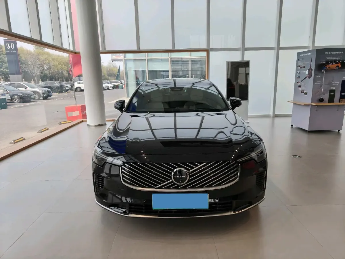 2026 Volvo S90 PHEV 2.0T 310HP L4 8AT PHEV,autocango,china used car exporter,china ev exporter,chinese used car exporter,chinese used ev exporter