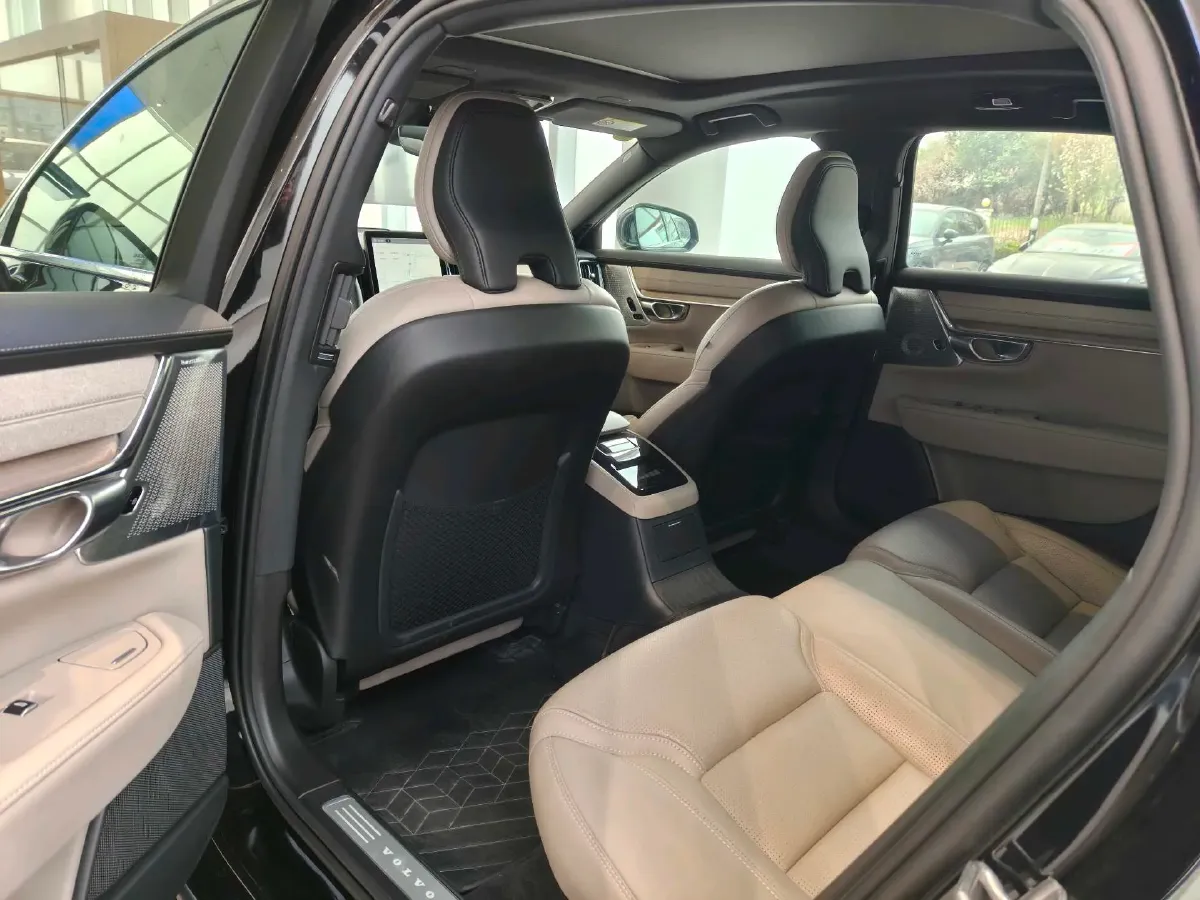 2026 Volvo S90 PHEV 2.0T 310HP L4 8AT PHEV,autocango,china used car exporter,china ev exporter,chinese used car exporter,chinese used ev exporter