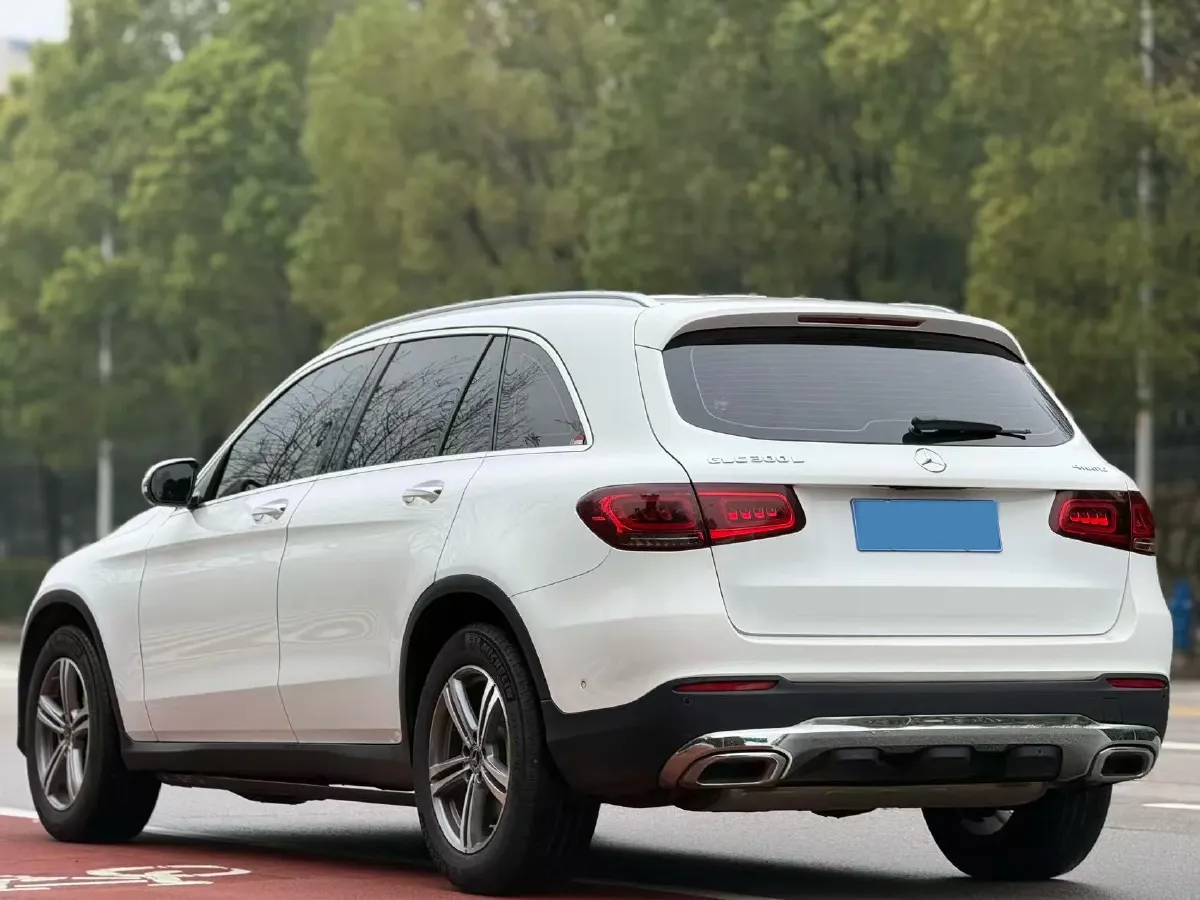 2021 Mercedes-Benz GLC Class 2.0T 197HP L4 9AT,autocango,china used car exporter,china ev exporter,chinese used car exporter,chinese used ev exporter
