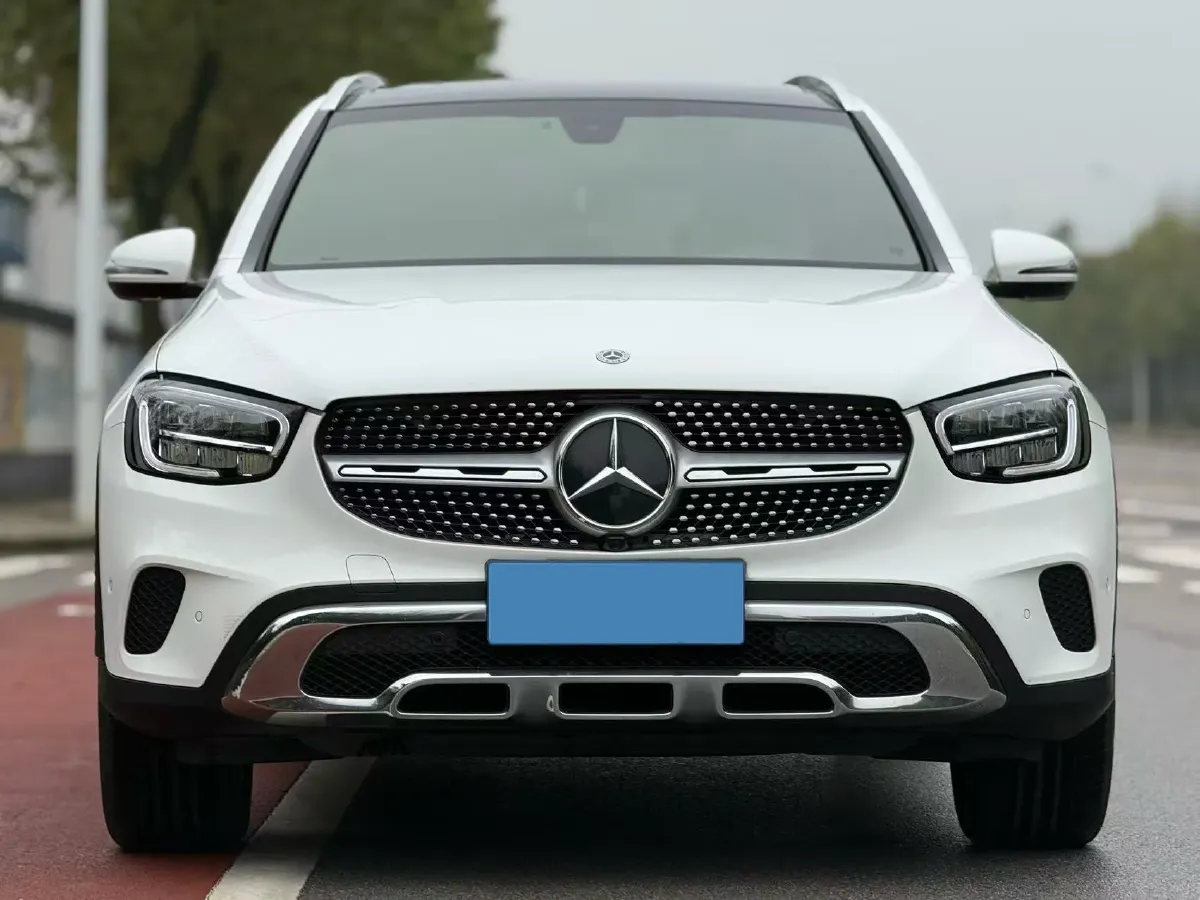 2021 Mercedes-Benz GLC Class 2.0T 197HP L4 9AT,autocango,china used car exporter,china ev exporter,chinese used car exporter,chinese used ev exporter