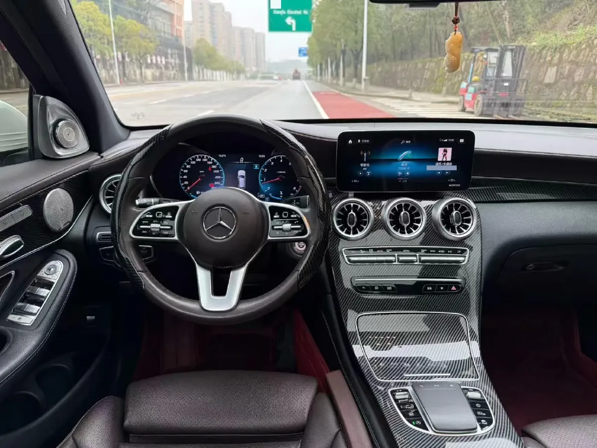 2021 Mercedes-Benz GLC Class 2.0T 197HP L4 9AT,autocango,china used car exporter,china ev exporter,chinese used car exporter,chinese used ev exporter
